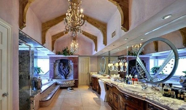 別墅裝修設(shè)計星布蘭妮上億豪宅